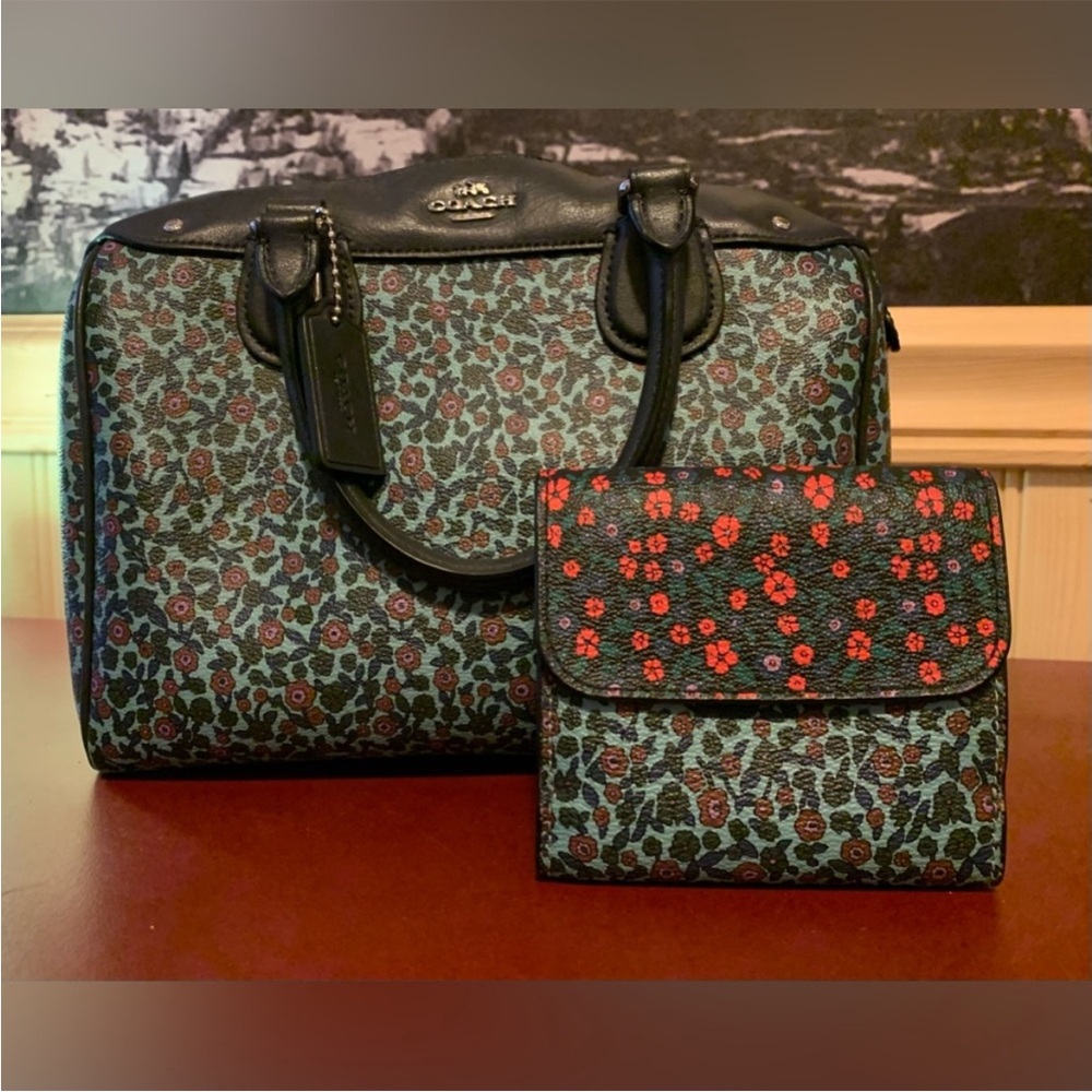 Elegant Black COACH 2 pc